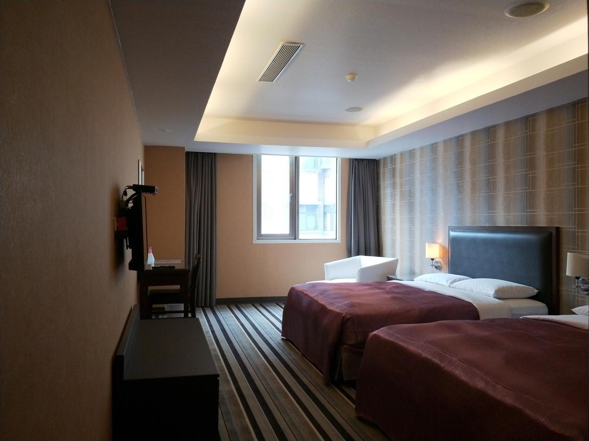 Metropolis Hotel Taoyuan Eksteriør bilde